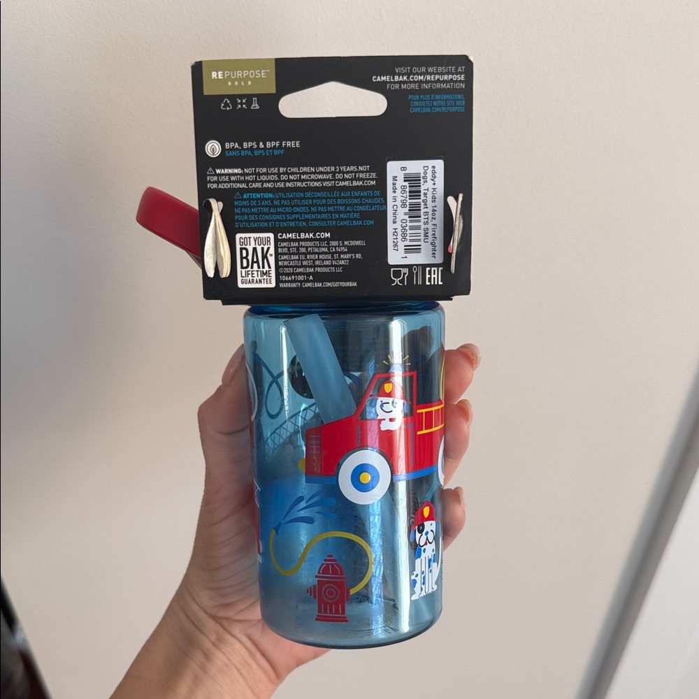 CamelBak Kids Red and Blue Water Bottle- Eddy - Firetrucks - Picture 3 of 3